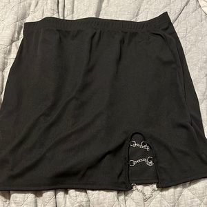 SHEIN Black mini skirt with chain detail 4X